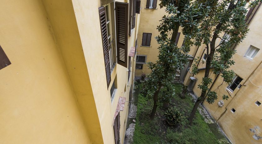 Photo of Noble Florals