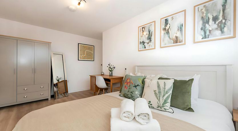 Photo of Farringdon Flight