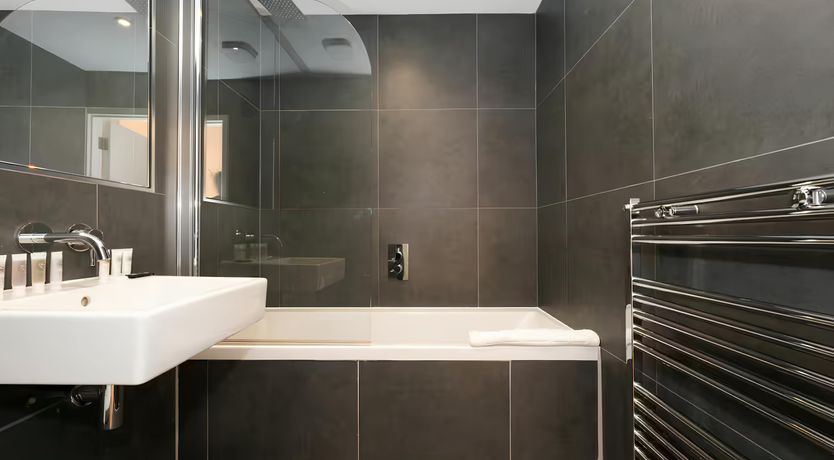 Photo of Farringdon Flight