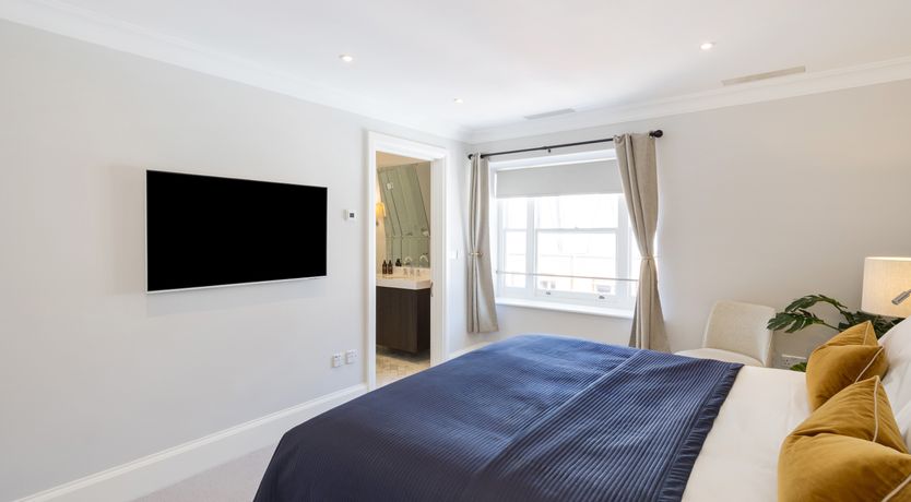 Photo of The Ivy & Lace