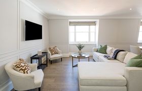 Photo of the-ivy-lace