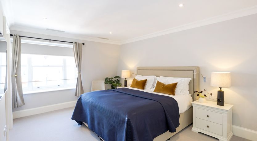 Photo of The Ivy & Lace