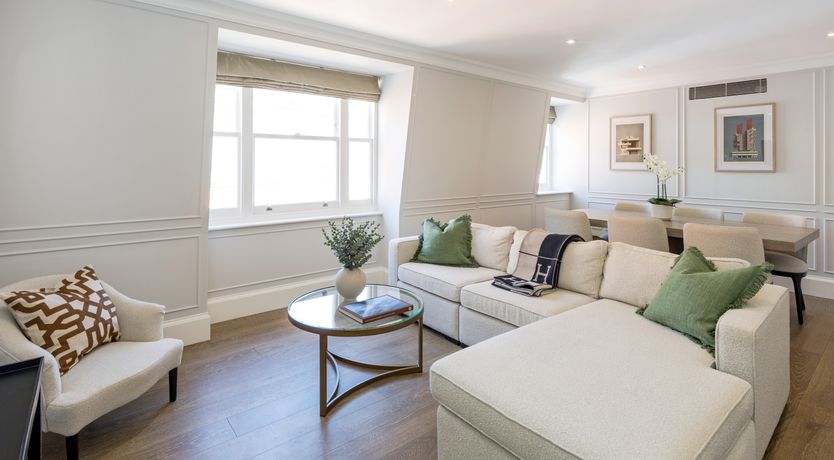 Photo of The Ivy & Lace