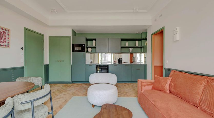 Photo of Coral & Moss