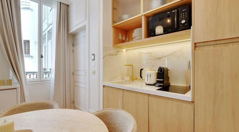 Photo of Elegant Views