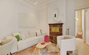 Photo of Elegant Views