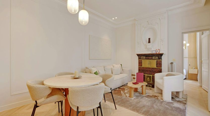 Photo of Elegant Views