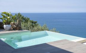 Photo of The Sicilian Jewel