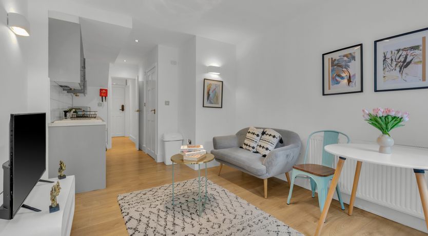 Photo of Golden Shadow