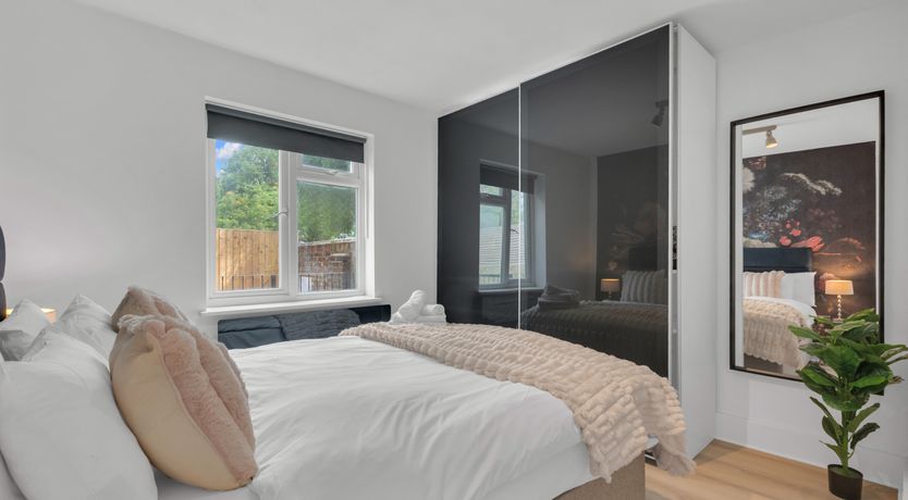 Photo of Golden Shadow