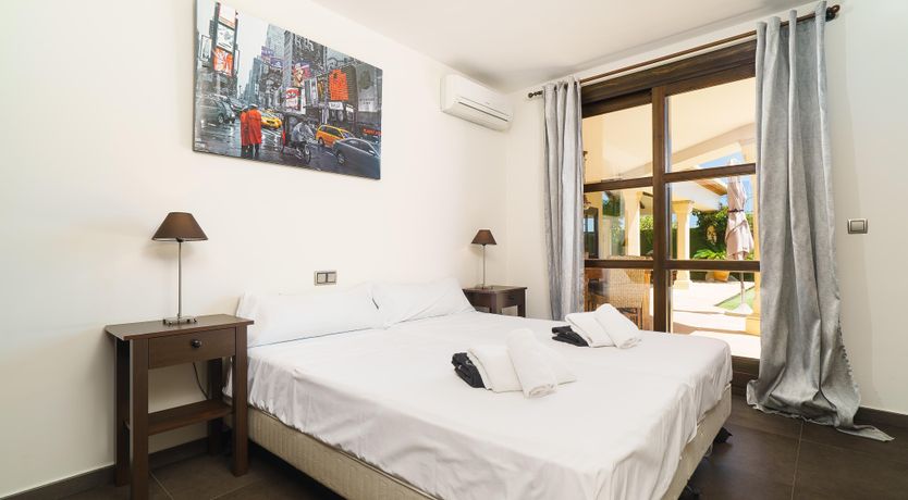 Photo of Views Of The Elephant