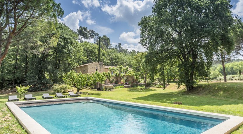 Photo of Champagne & Roses