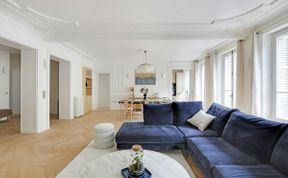 Photo of Left Bank Elegance