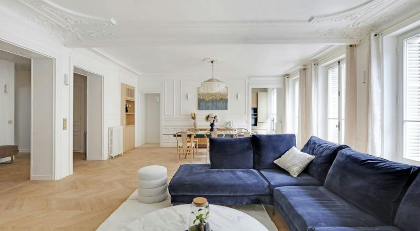 Photo of Left Bank Elegance