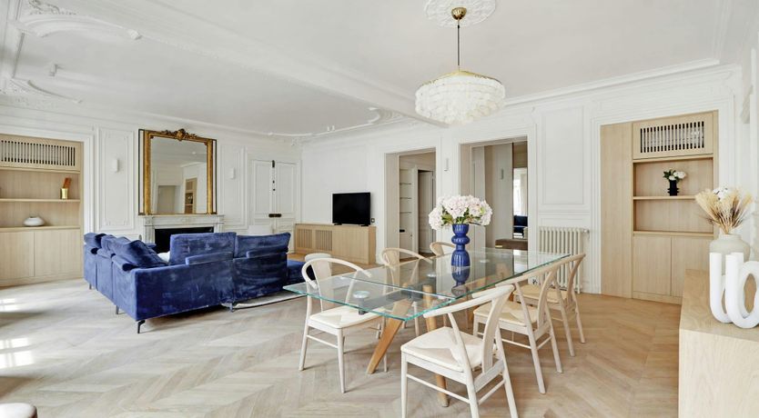 Photo of Left Bank Elegance