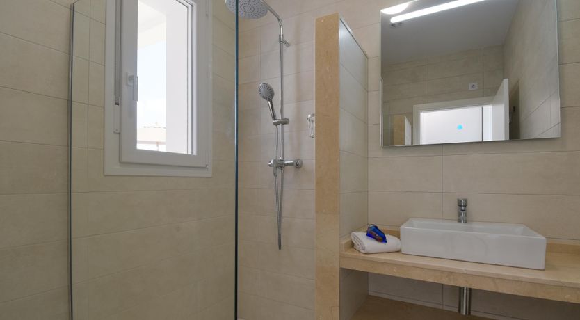 Photo of The Chasing Star