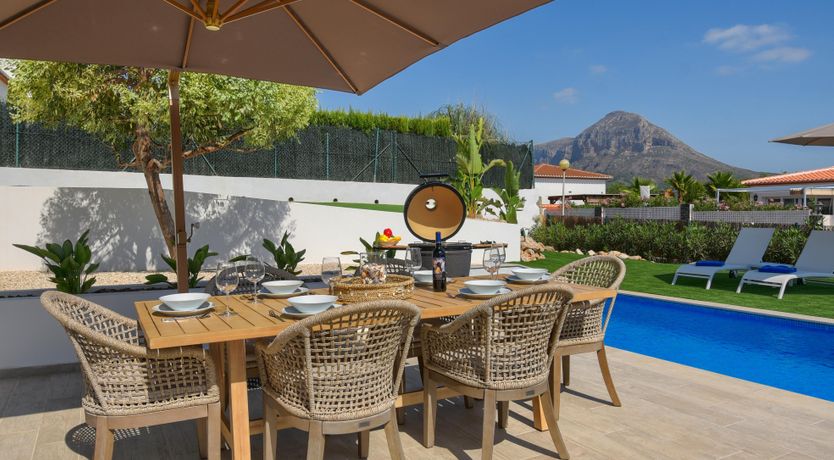 Photo of The Chasing Star