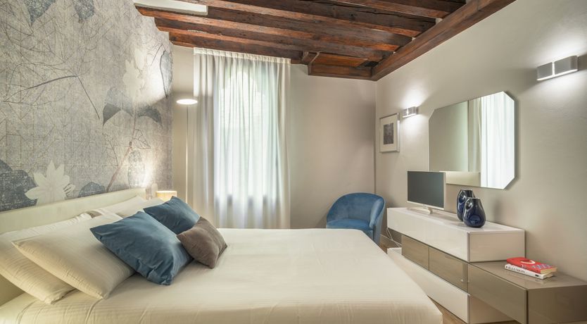 Photo of Elegant Venice