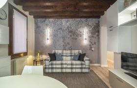 Photo of elegant-venice