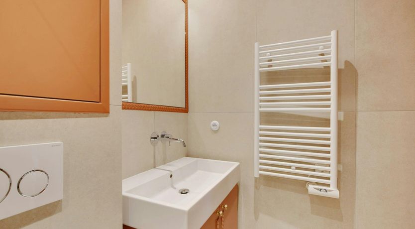 Photo of Canals & Historic Squares