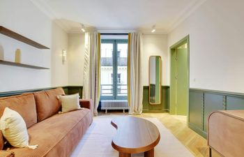 Canals & Historic Squares Holiday Home