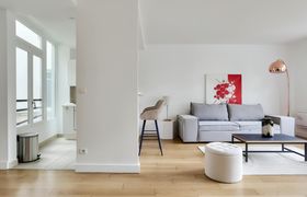 Photo of elegance-in-paris