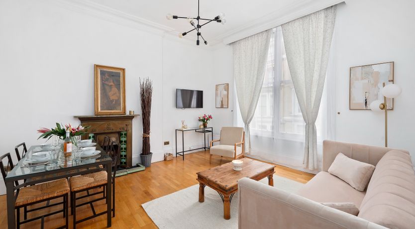 Photo of Royal Village