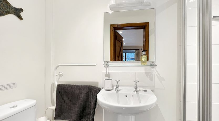 Photo of Hawthorn Cottage, Barbrook