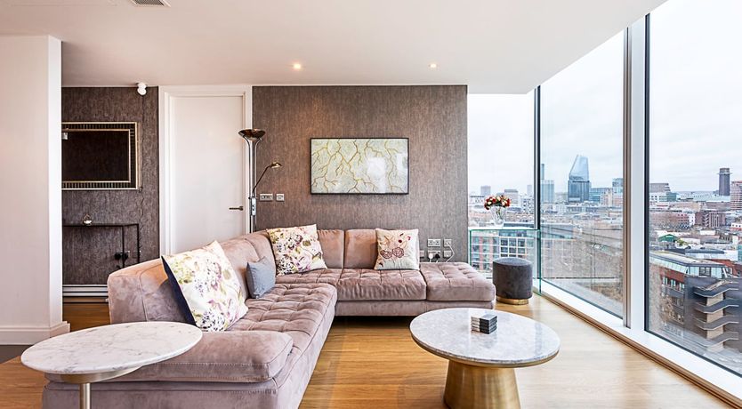 Photo of The Regal Crown