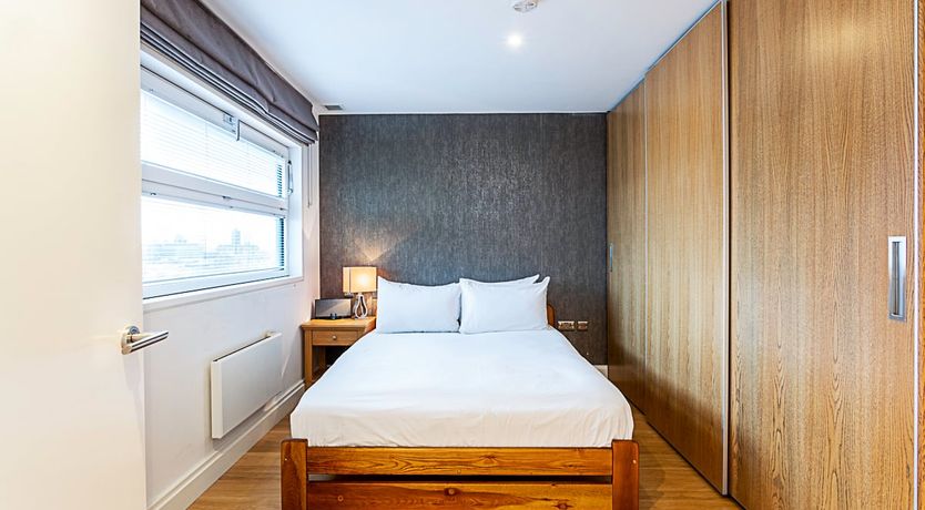 Photo of The Regal Crown