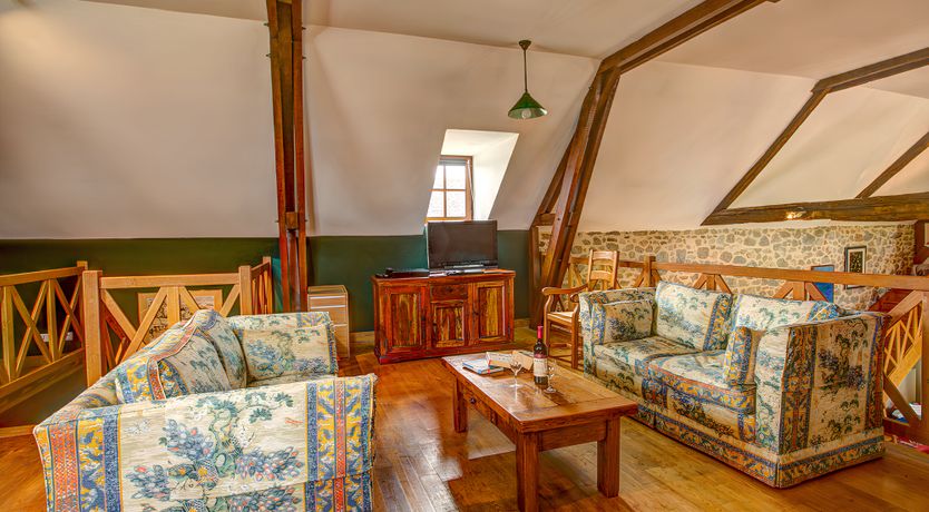 Photo of Gilded Sunburst