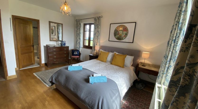 Photo of Gilded Sunburst