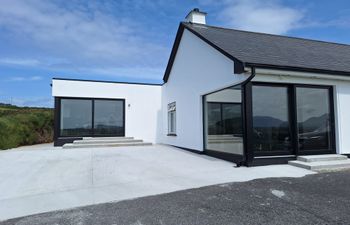 Clew Bay View  Holiday Home
