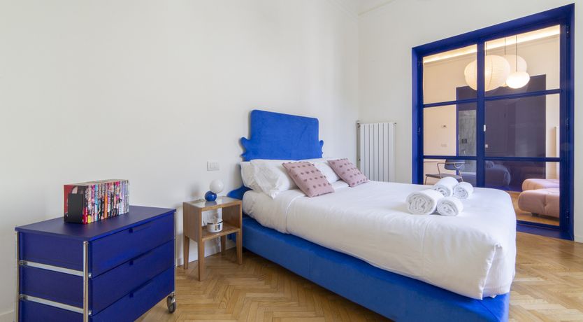Photo of Blue House