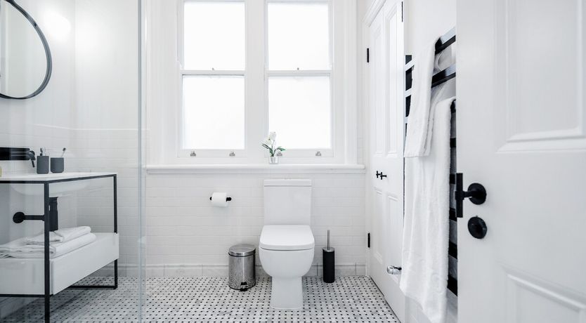Photo of Upstager
