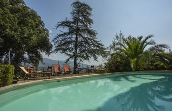 Tuscan Grandeur Holiday Home