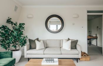 The Belgravia Set Holiday Home