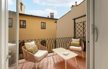 Florentine Fashion Holiday Home