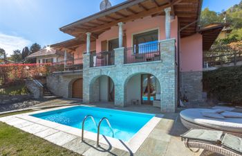 Como Jewel Holiday Home