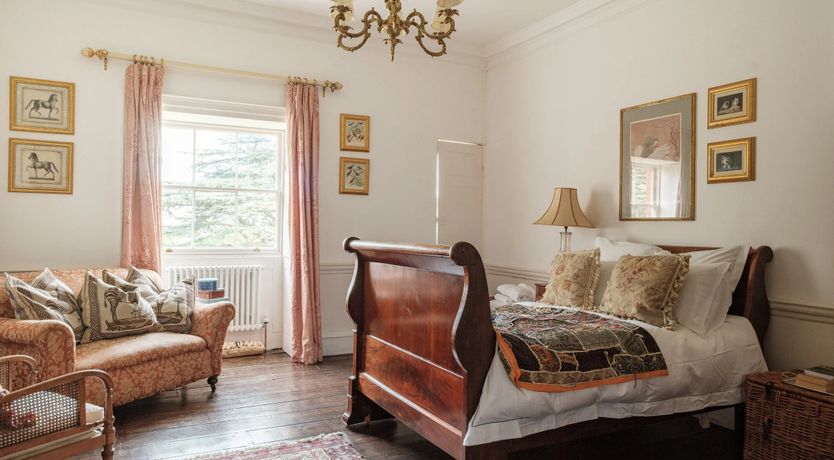 Photo of Cedar Manor