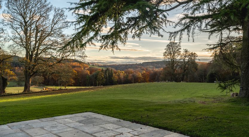 Photo of Donview Manor