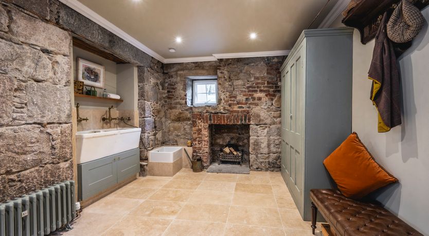 Photo of Donview Manor