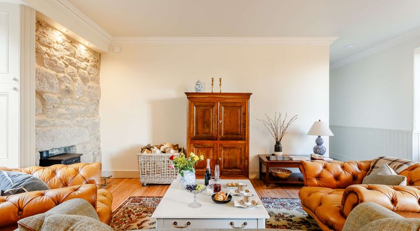 Photo of Donview Manor