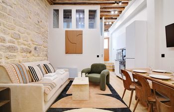 Little Nouvelle Holiday Home