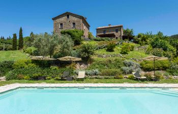 Perfect Gem Holiday Home