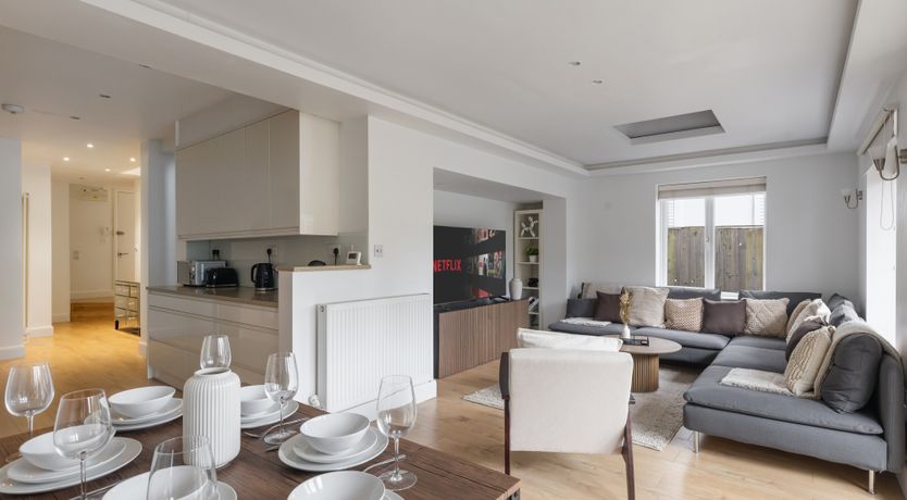 Photo of Hampstead Halcyon