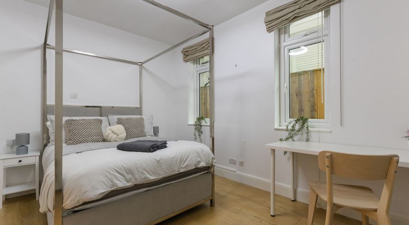 Photo of Hampstead Halcyon