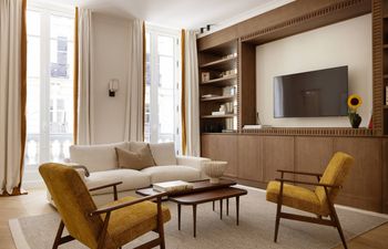 Parisian Ivory Holiday Home