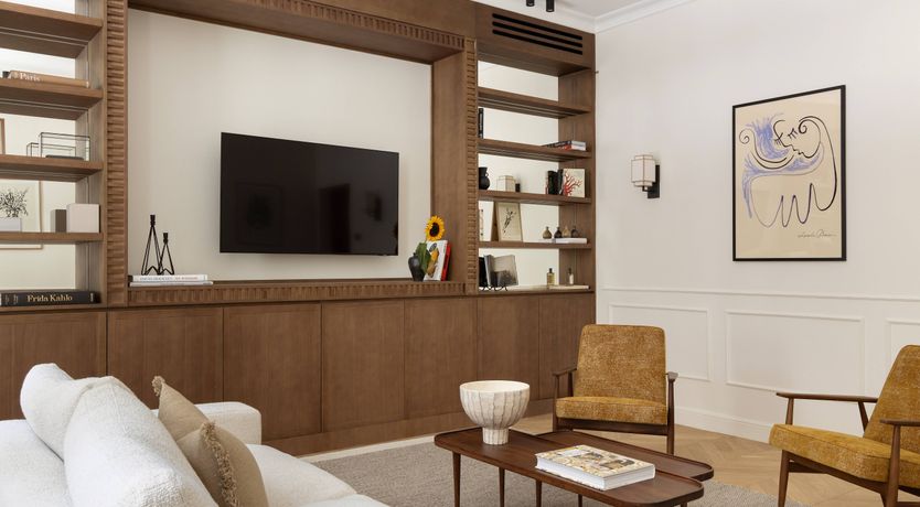 Photo of Parisian Ivory