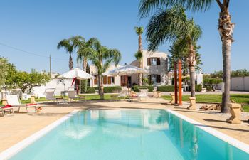 Taste of Sicily Holiday Home